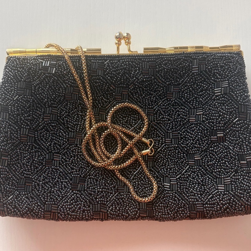 Elegant Black Beaded Evening Clutch with Gold Chain